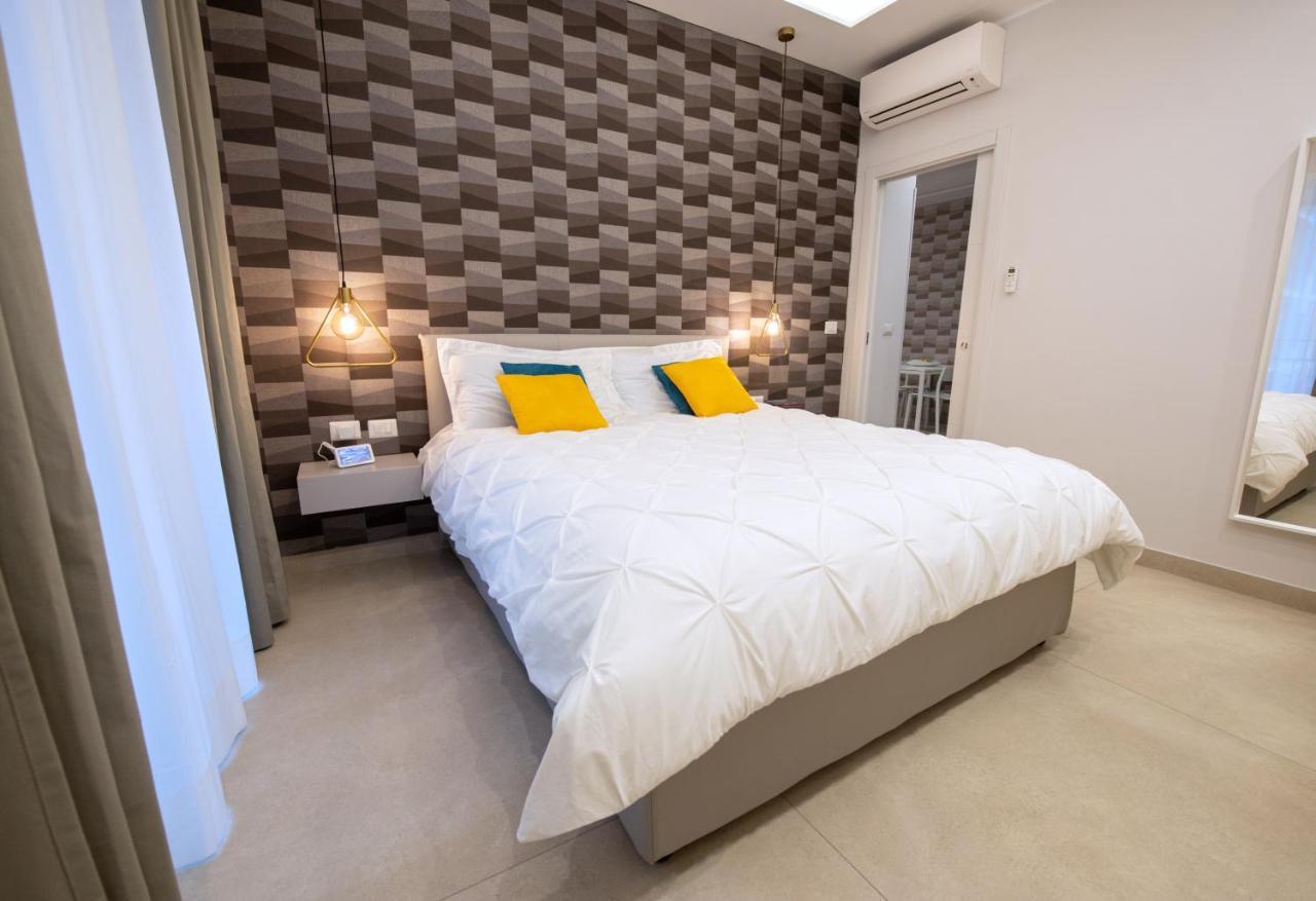 Napoli City Center - Appartamenti E Camere Экстерьер фото
