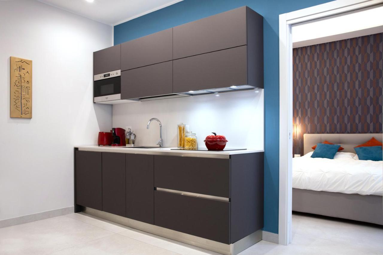 Napoli City Center - Appartamenti E Camere Экстерьер фото