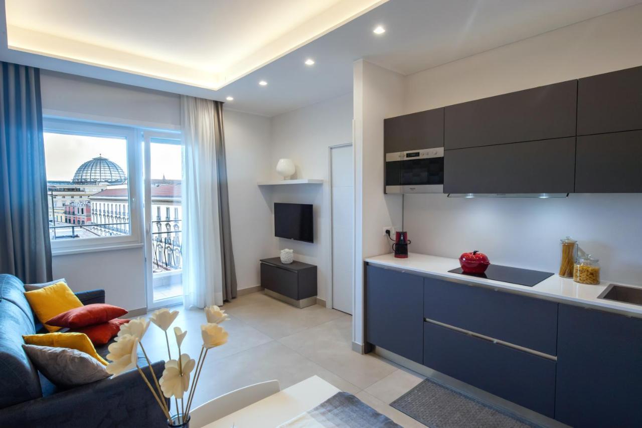 Napoli City Center - Appartamenti E Camere Экстерьер фото